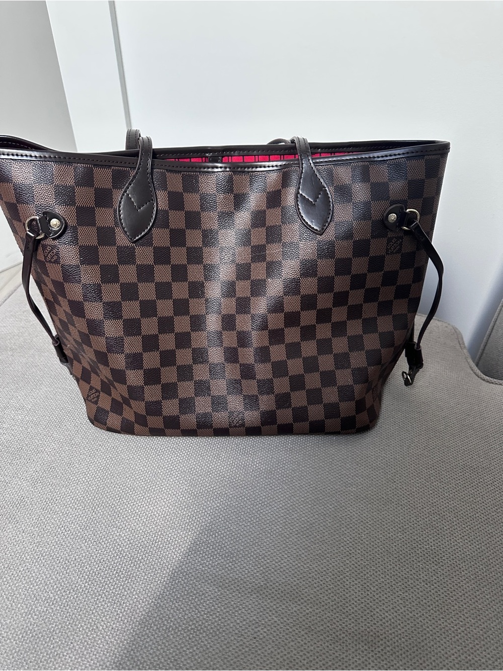 Louis Damier Ebene Neo Neverfull MM Tote Bag - Picture 2 of 10